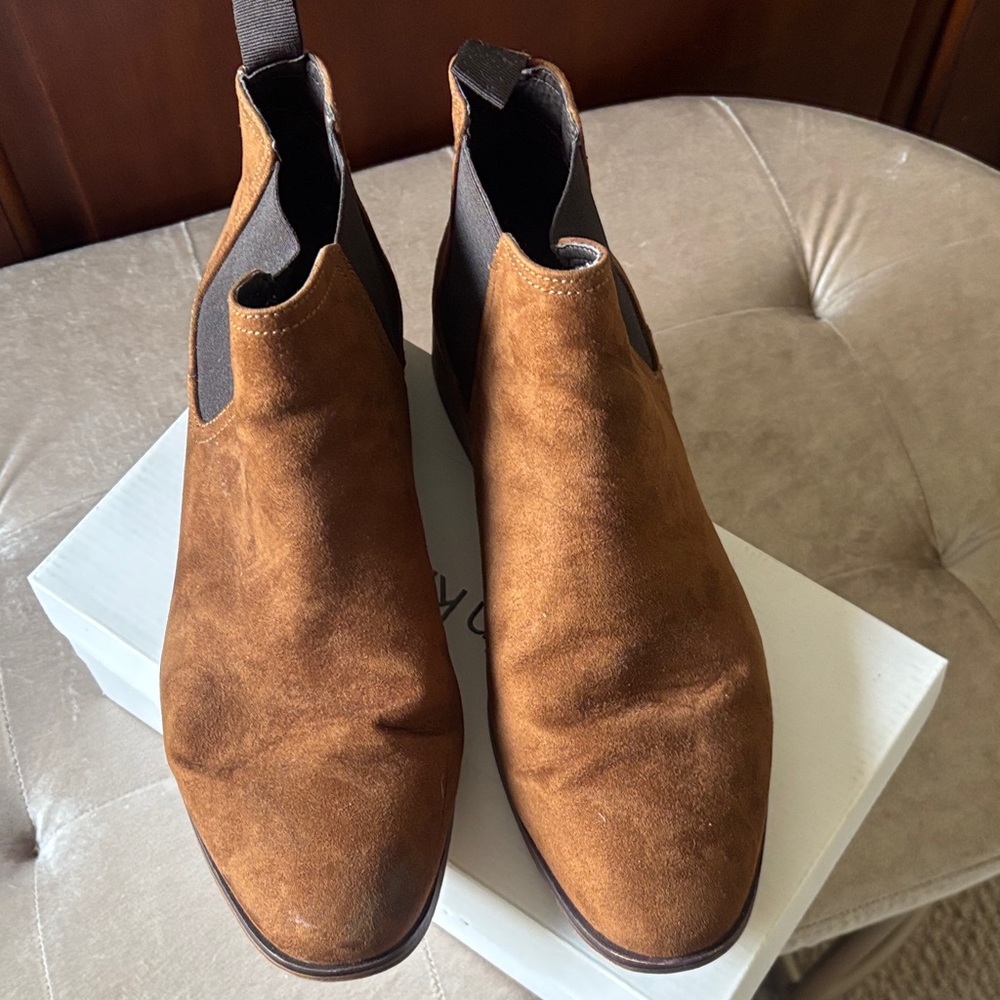 Brown Suede Men's Chelsea Boots
